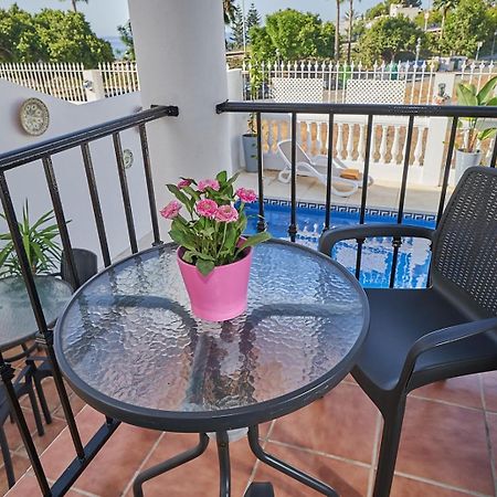 Villa Pura - Private Jacuzzi & Heated Pool Nerja Εξωτερικό φωτογραφία