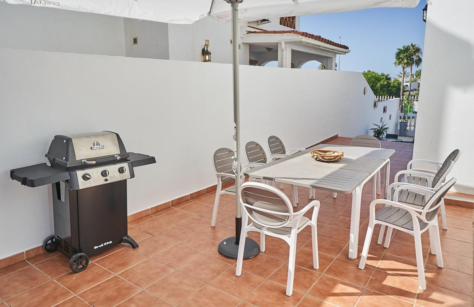 Villa Pura - Private Jacuzzi & Heated Pool Nerja Εξωτερικό φωτογραφία