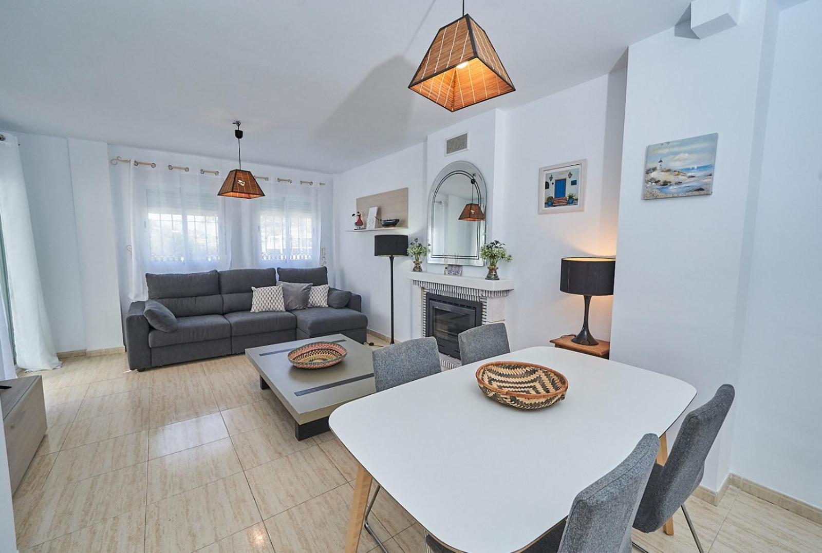 Villa Pura - Private Jacuzzi & Heated Pool Nerja Εξωτερικό φωτογραφία