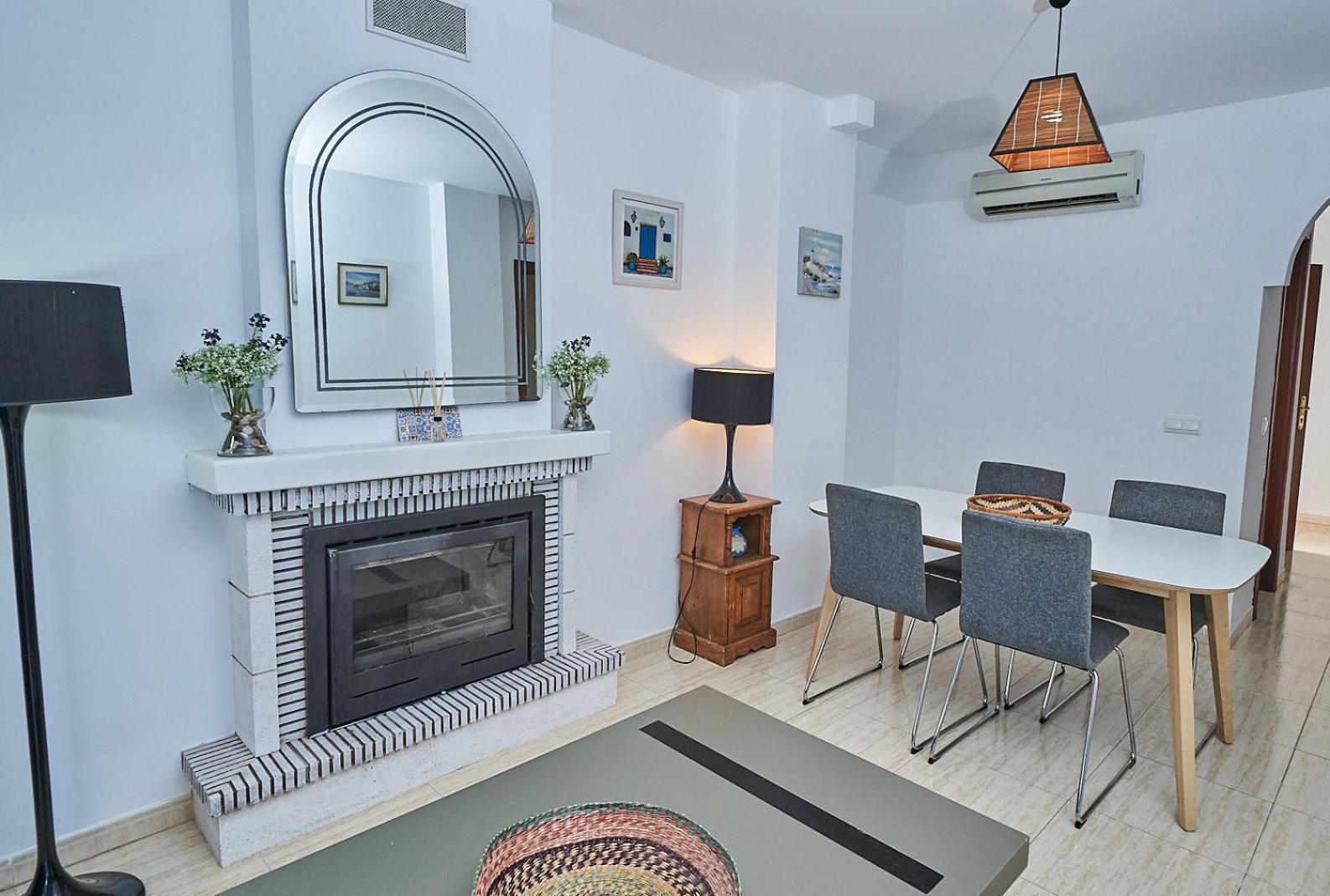 Villa Pura - Private Jacuzzi & Heated Pool Nerja Εξωτερικό φωτογραφία