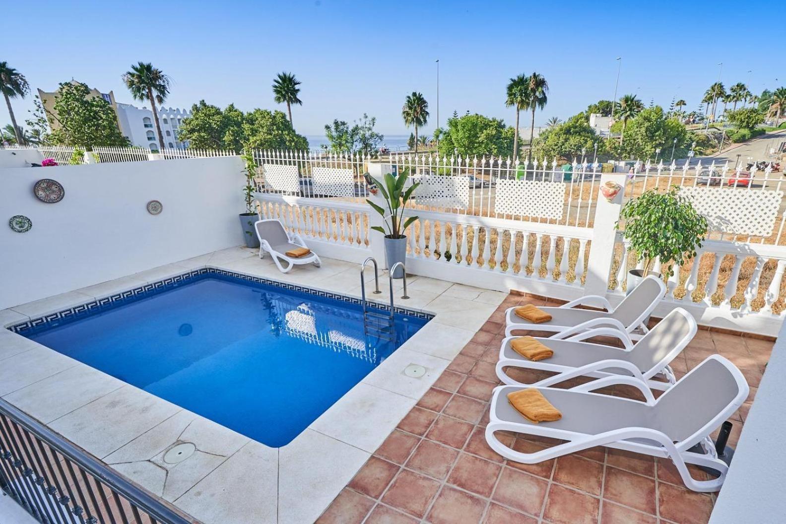 Villa Pura - Private Jacuzzi & Heated Pool Nerja Εξωτερικό φωτογραφία