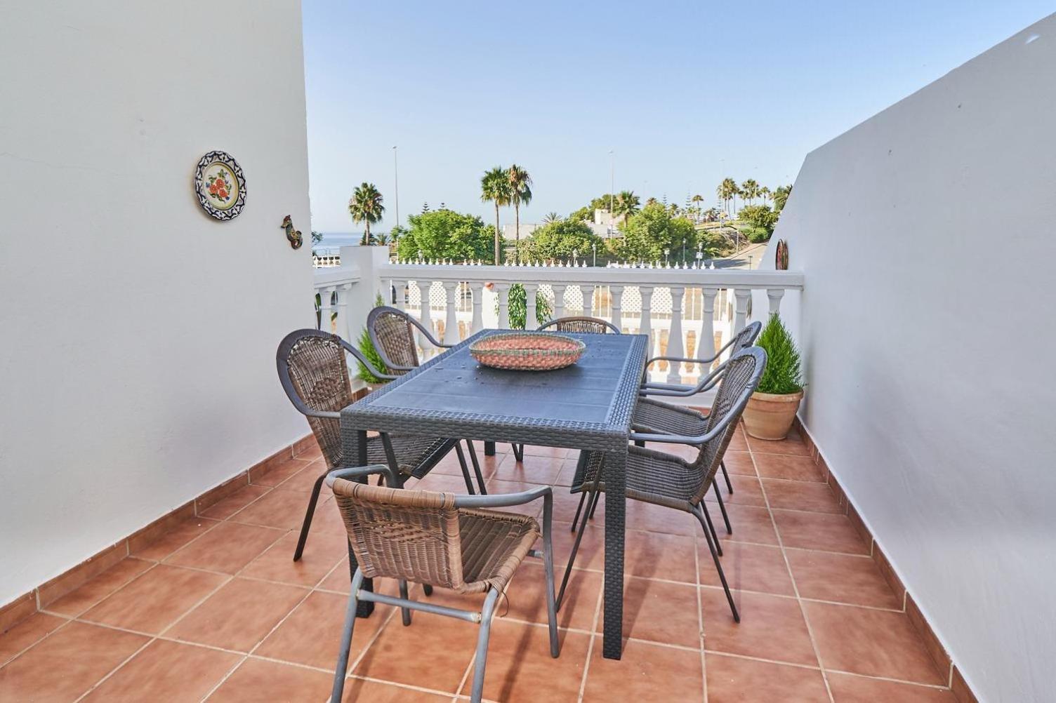 Villa Pura - Private Jacuzzi & Heated Pool Nerja Εξωτερικό φωτογραφία