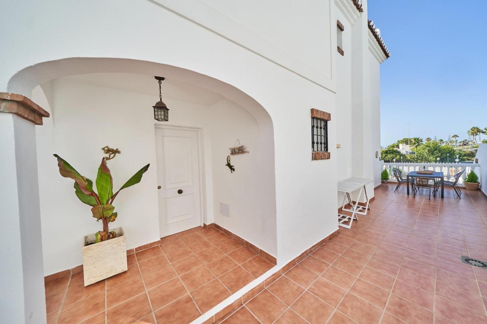 Villa Pura - Private Jacuzzi & Heated Pool Nerja Εξωτερικό φωτογραφία